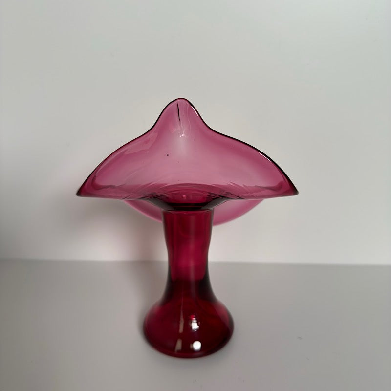 Pilgrim Glass Cranberry Jack in Pulpit Vase