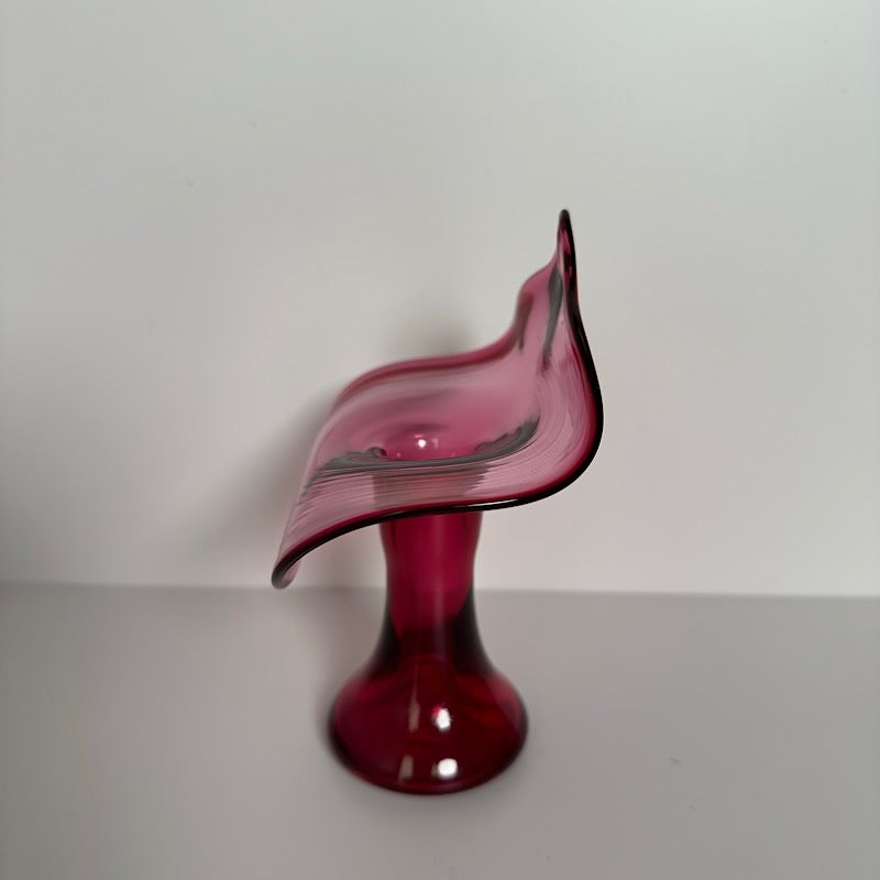 Pilgrim Glass Cranberry Jack in Pulpit Vase