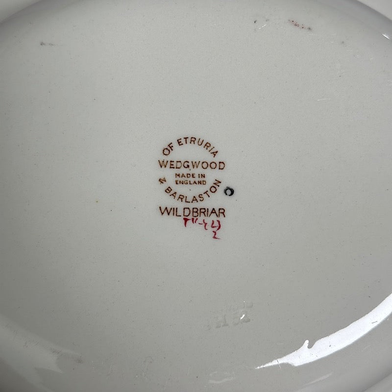 Wedgwood Wild Briar Serving Oval Bowl