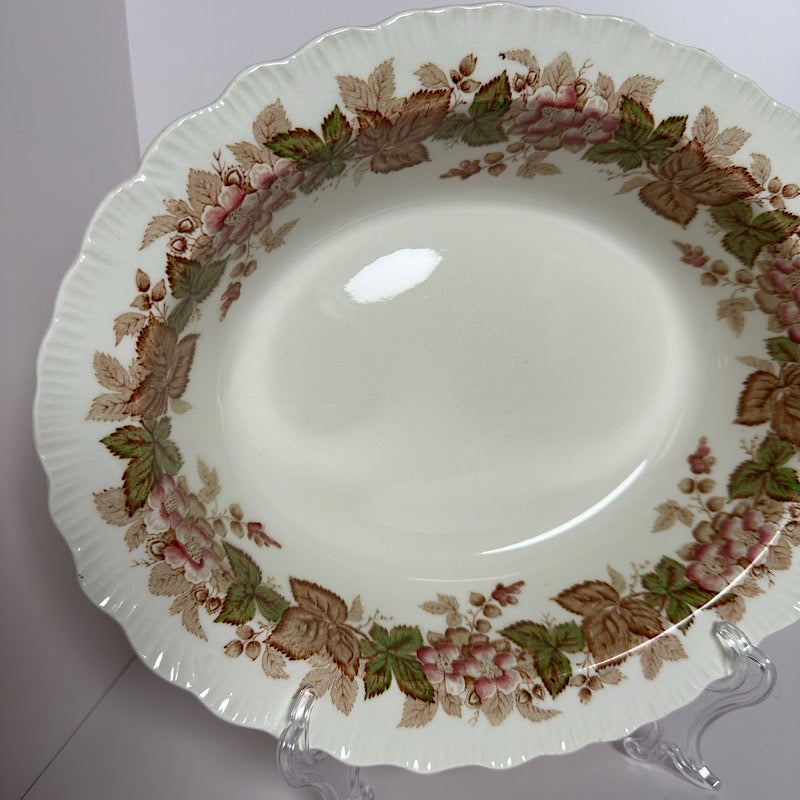 Wedgwood Wild Briar Serving Oval Bowl