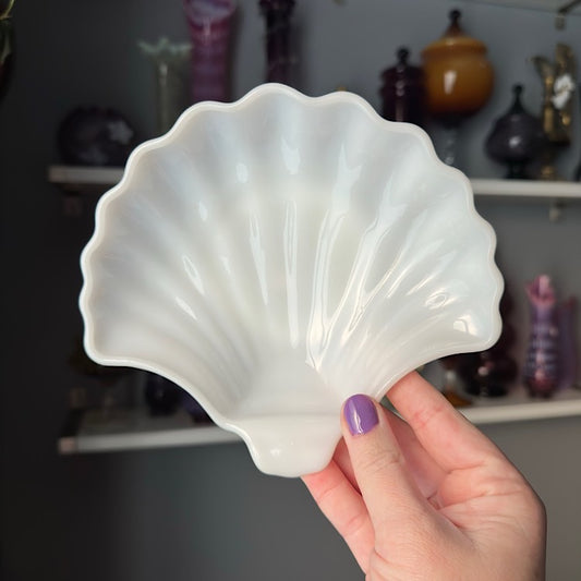 Anchor Hocking Milk Glass Shell Trinket Dish