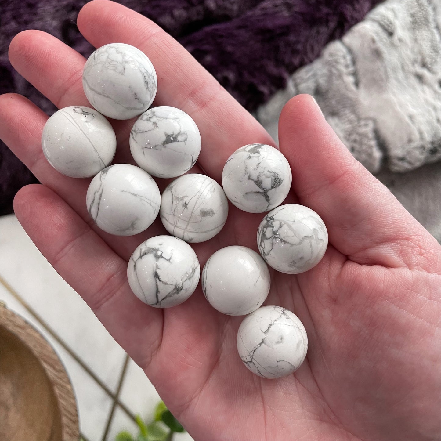 Howlite Mini Sphere